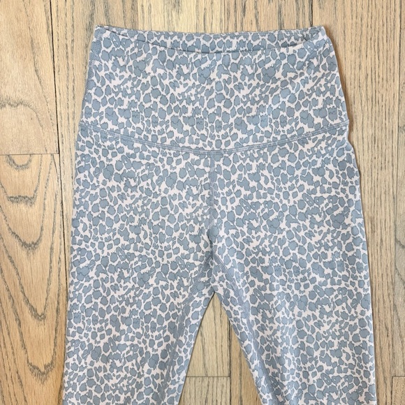 Varley Women's Let's Move High Rise 25' Leggings Graphite Cheetah Size XS - Picture 4 of 12